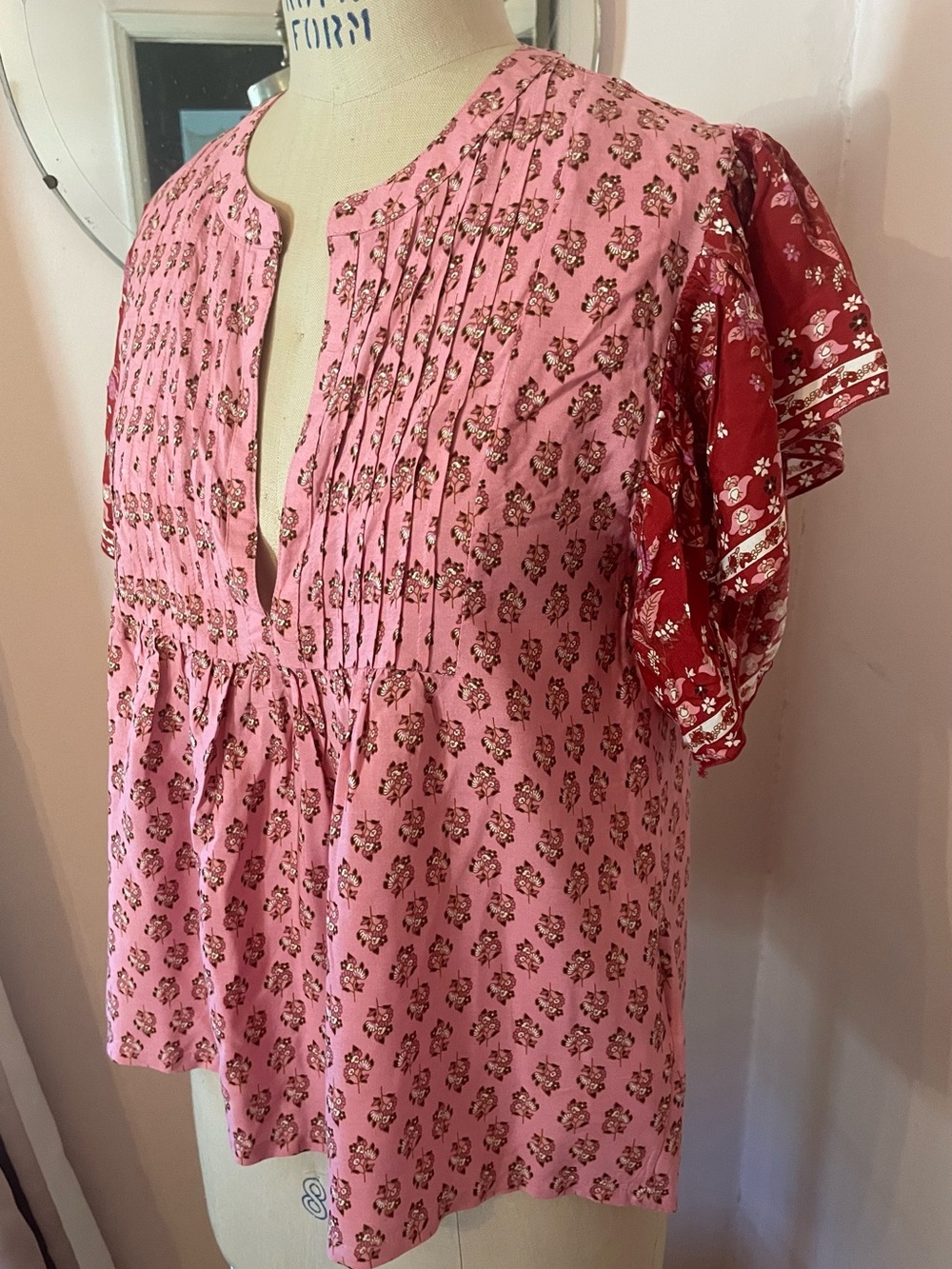 Lolly’s Laundry Pink printed Floral Pintuck Top with Flutter Sleeves